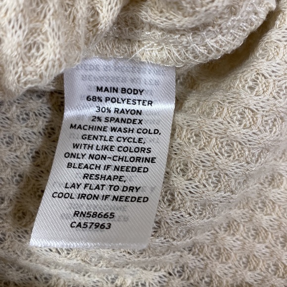 Abound Nordstrom V-Neck Thermal Top NWT Size Medium - Picture 9 of 11